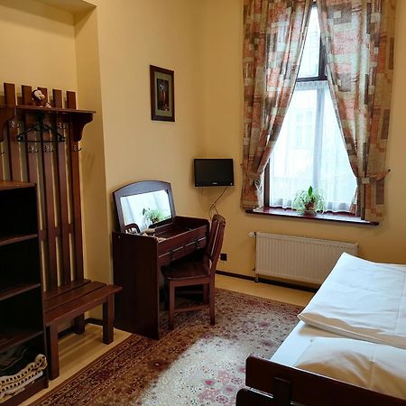 Globtroter Guest House Cracovia Esterno foto