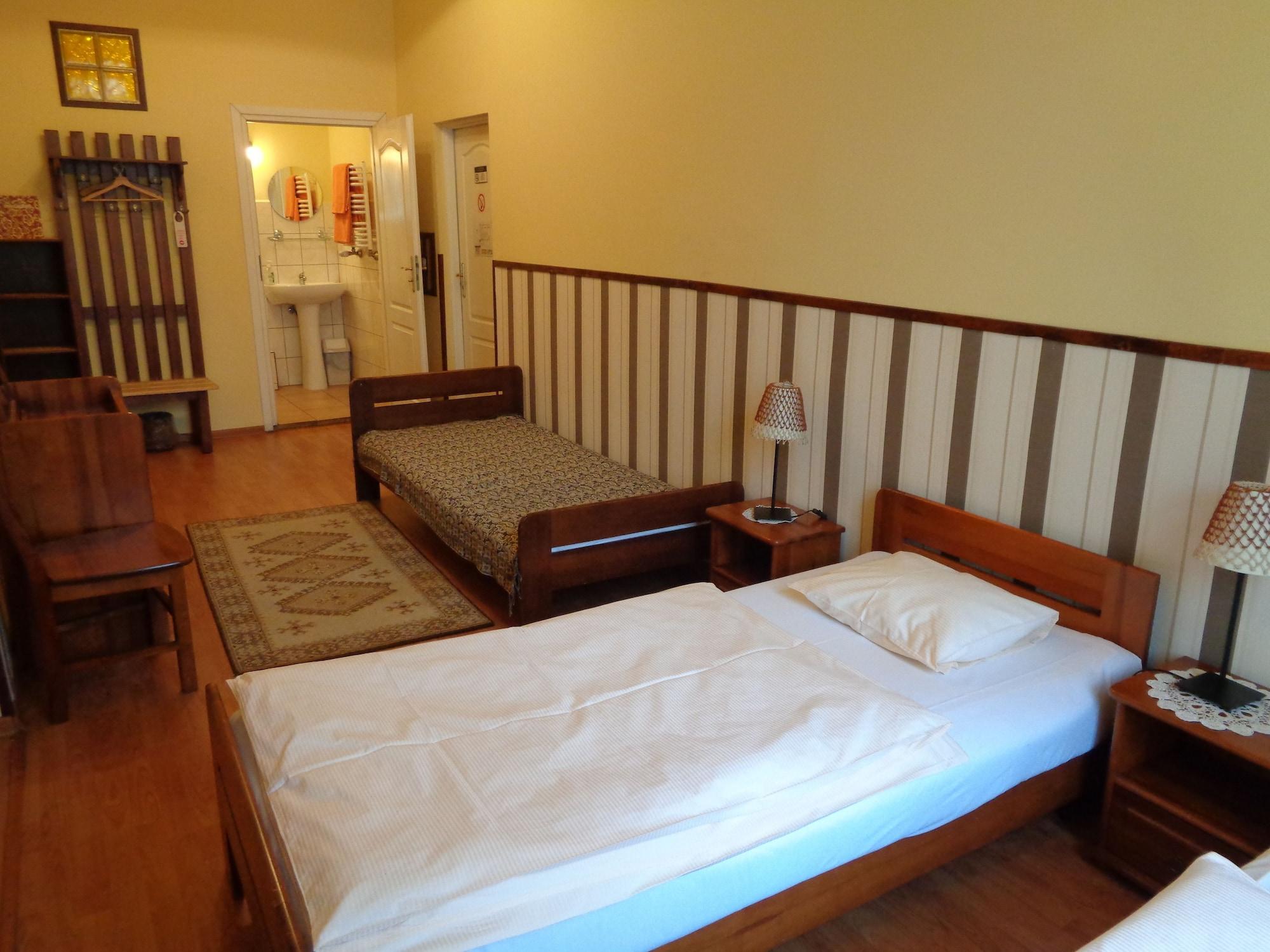 Globtroter Guest House Cracovia Esterno foto