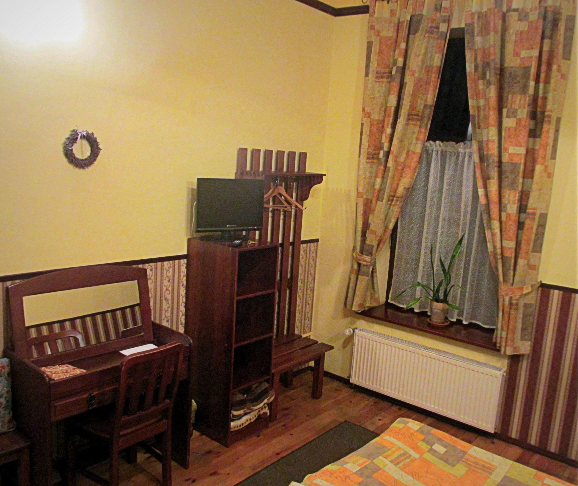 Globtroter Guest House Cracovia Esterno foto